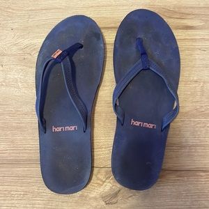 Hari Mari flip flops navy and coral